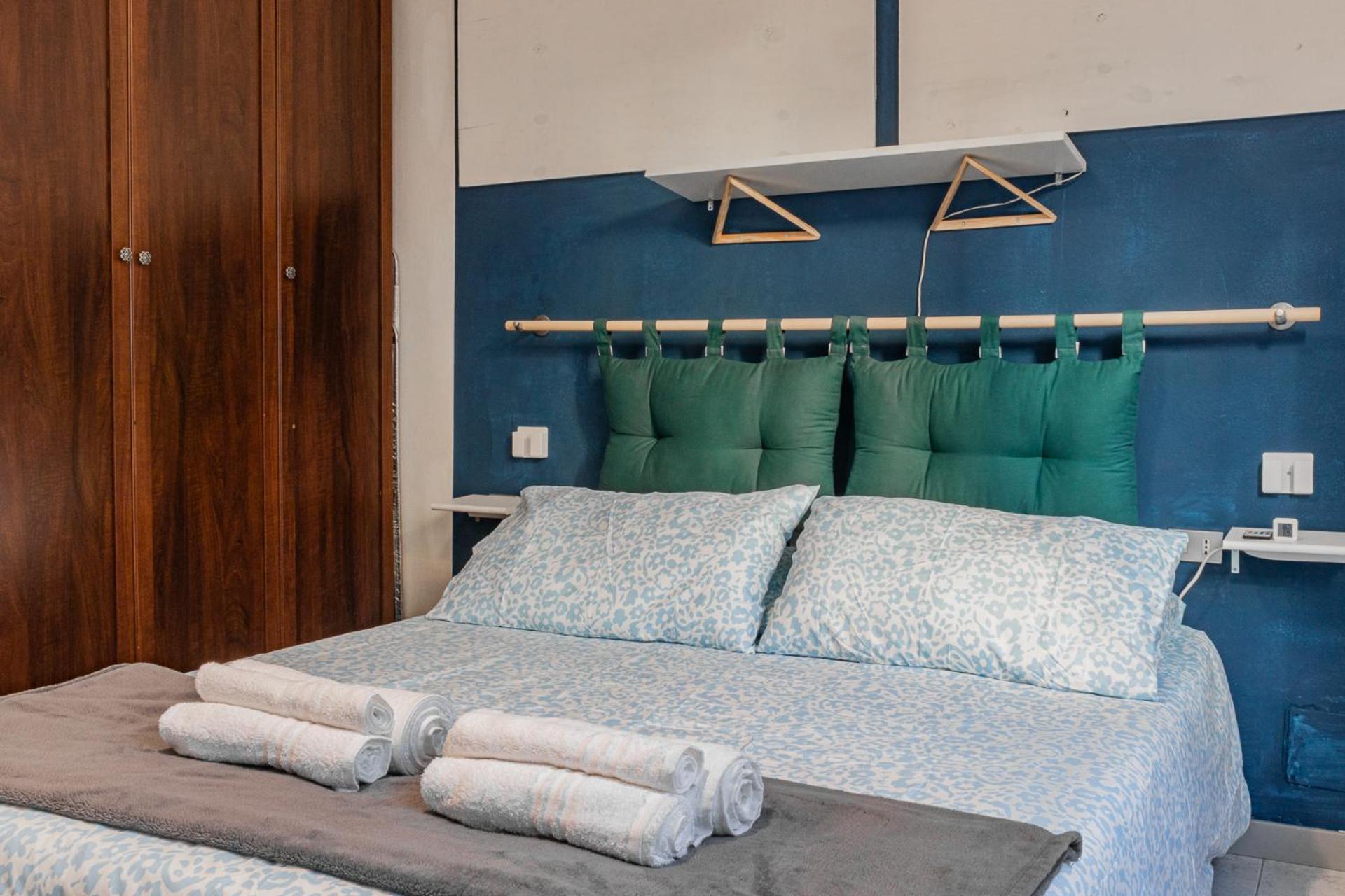 Free Parking - 5 Min By Walk From City Center 코모 외부 사진