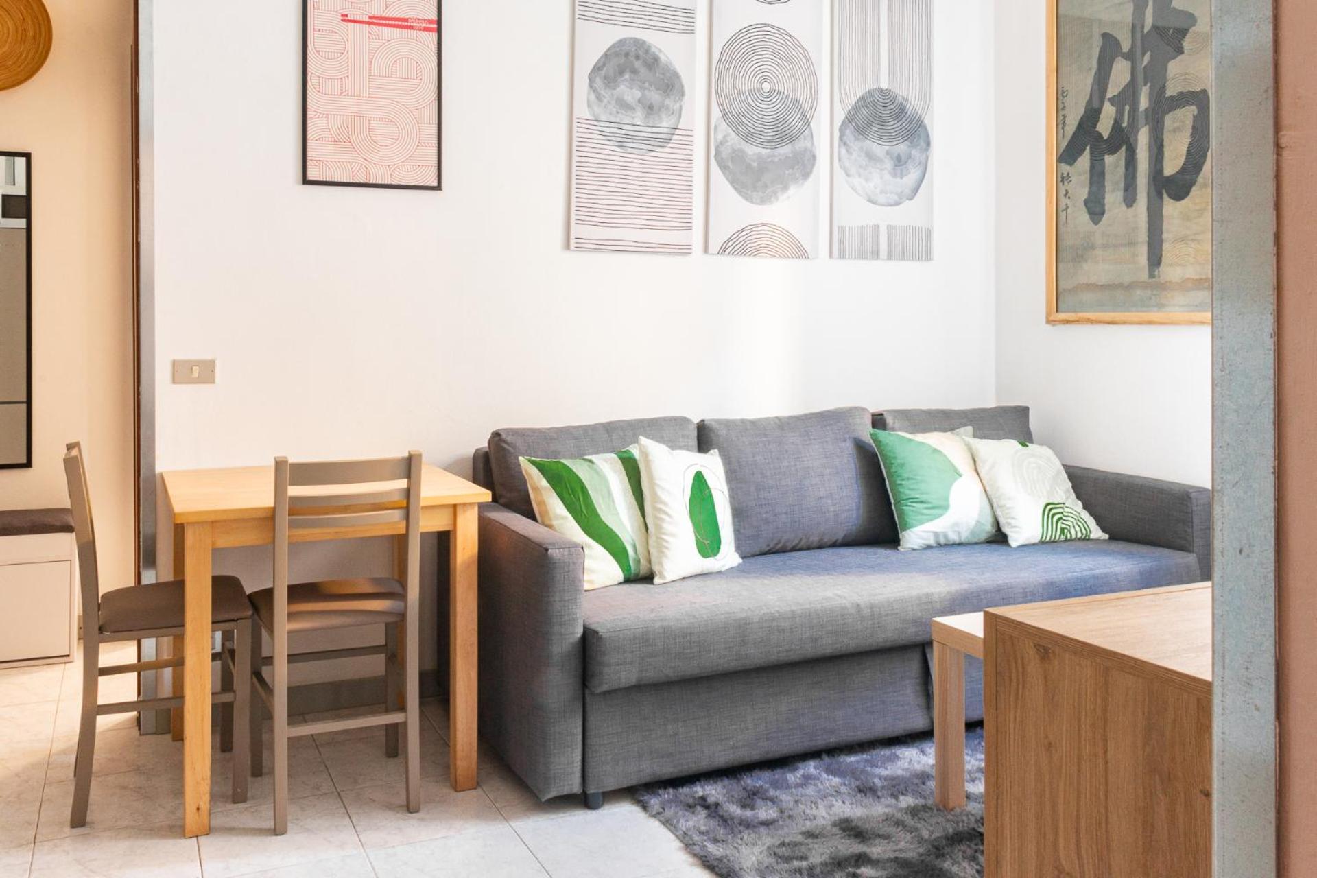 Free Parking - 5 Min By Walk From City Center 코모 외부 사진